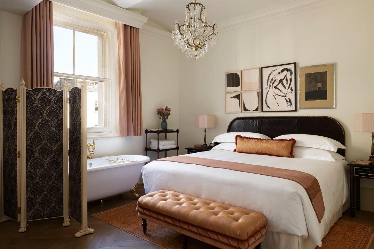 Nomad London Hotel ภายนอก รูปภาพ A bedroom at the Hotel George Washington